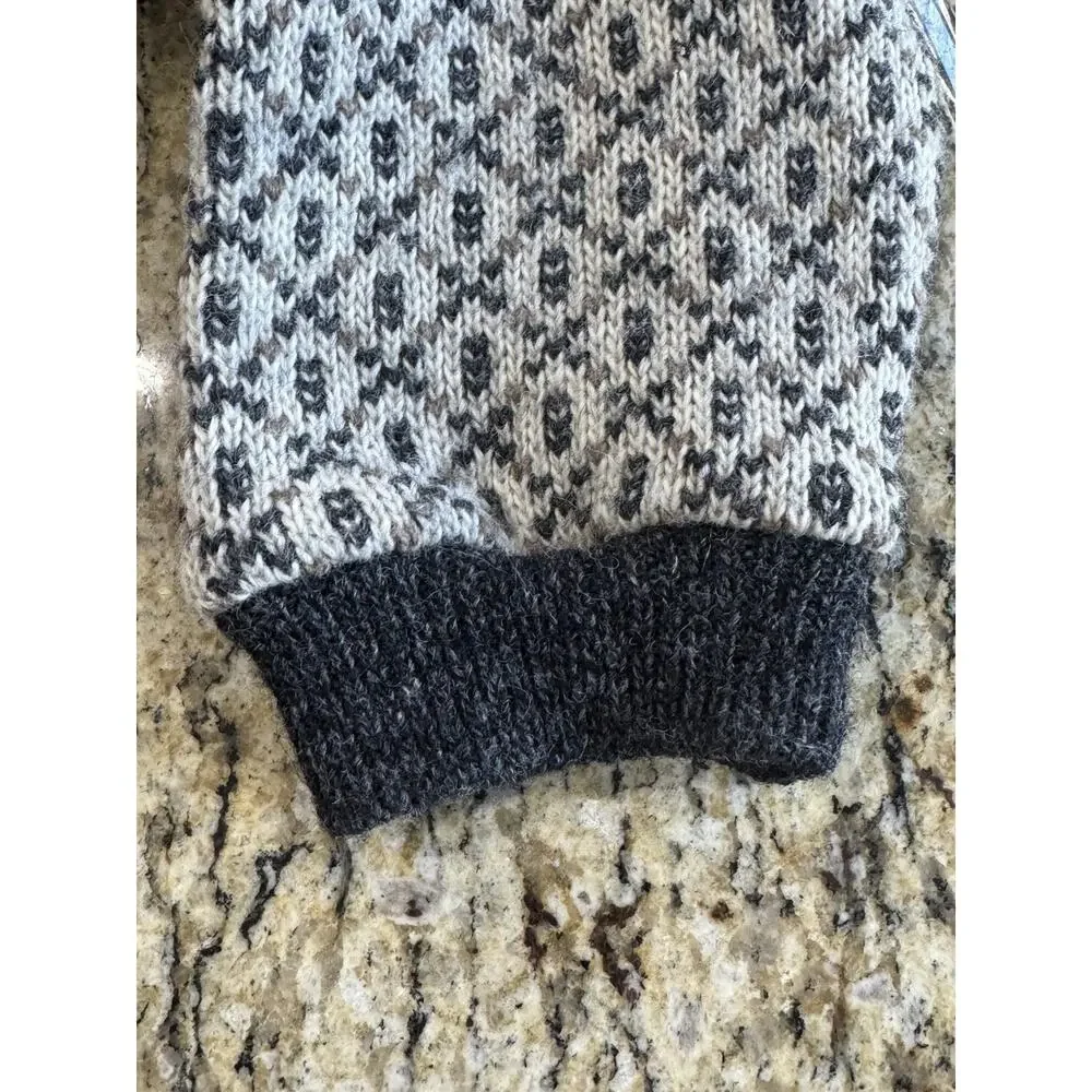 Vintage LL Bean Norway Wool Ladies Nordic Cardigan Sweater Gray Size Medium - Picture 8 of 11